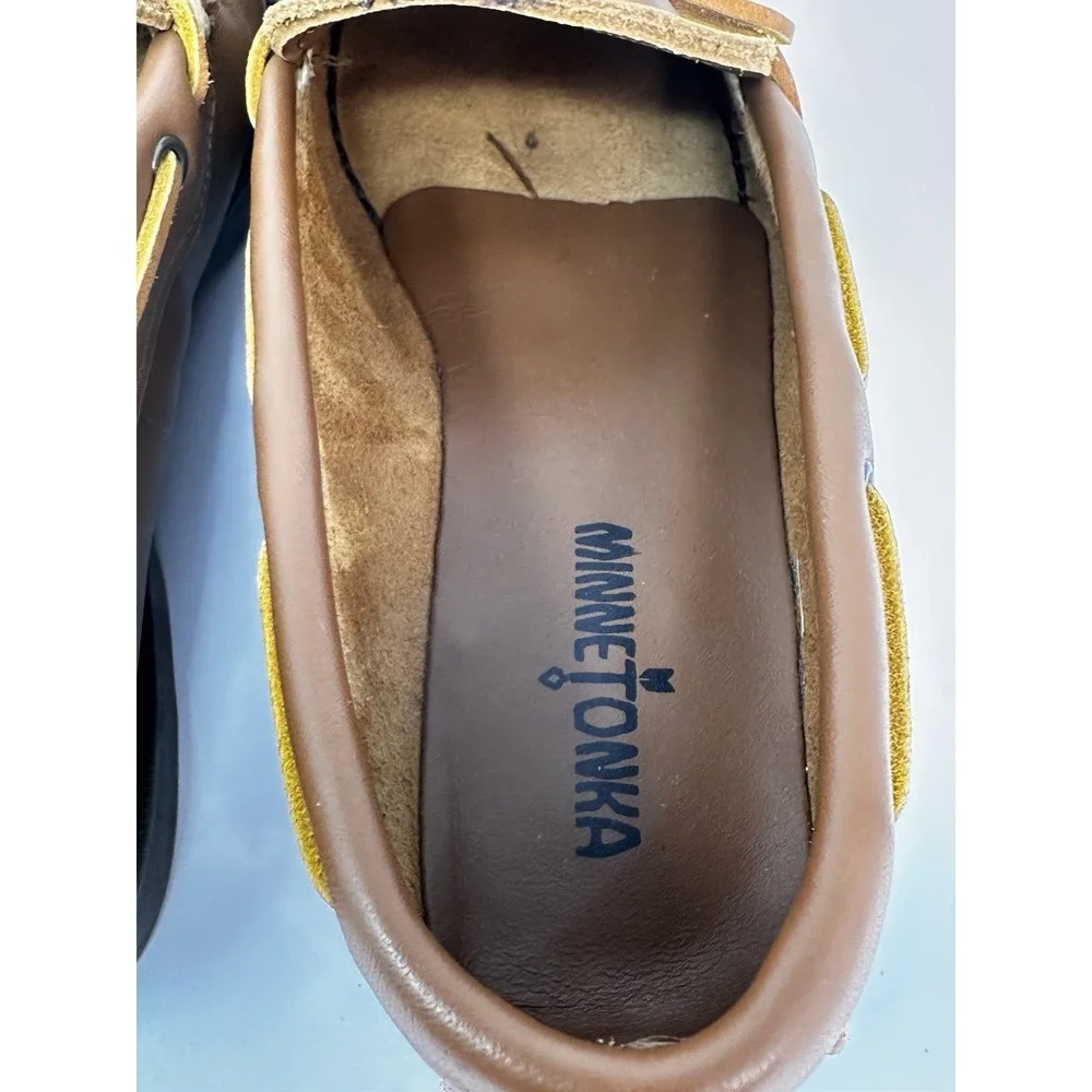 Minnetonka Moccasins Men Leather Camp Moc Slip On Shoes Size 7.5 Maple Brown NEW